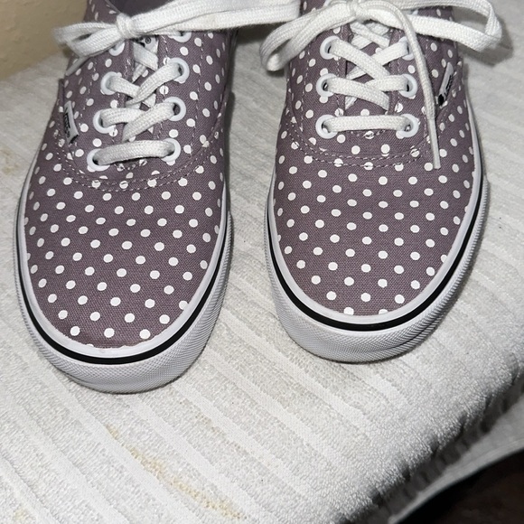 Vans sneakers size 6 - Picture 3 of 7